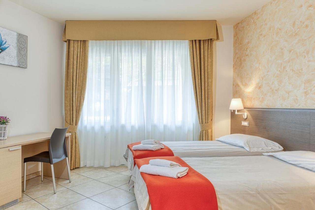 Hotel Lumin Кремия Экстерьер фото